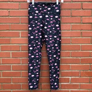 FABLETICS LISETTE HIGH WAISTED CAPRI XS HIGH RISE